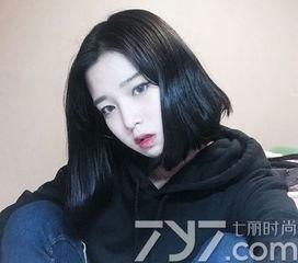 圆脸欧美短发女孩图片,欧美短发圆脸女孩的时尚风采